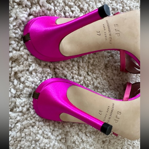 New shoes from Sarah Jessica Parker. - Picture 5 of 5